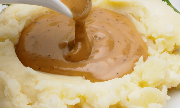 How to Make Gravy from Scratch: The Quick Guide