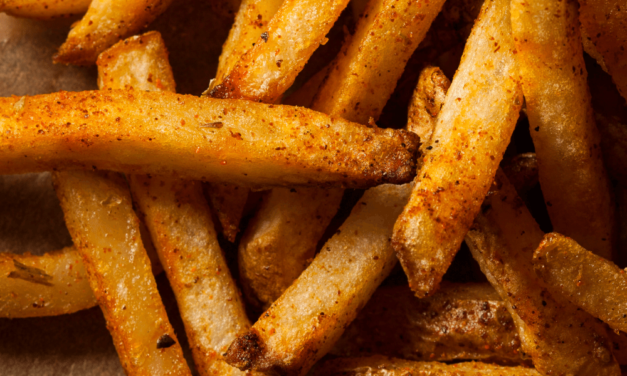 Make Finger-Licking Good Fries With This Homemade French Fry Seasoning
